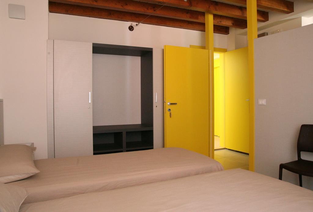 Ostello Locanda Degli Acrobati 브레시아 객실 사진